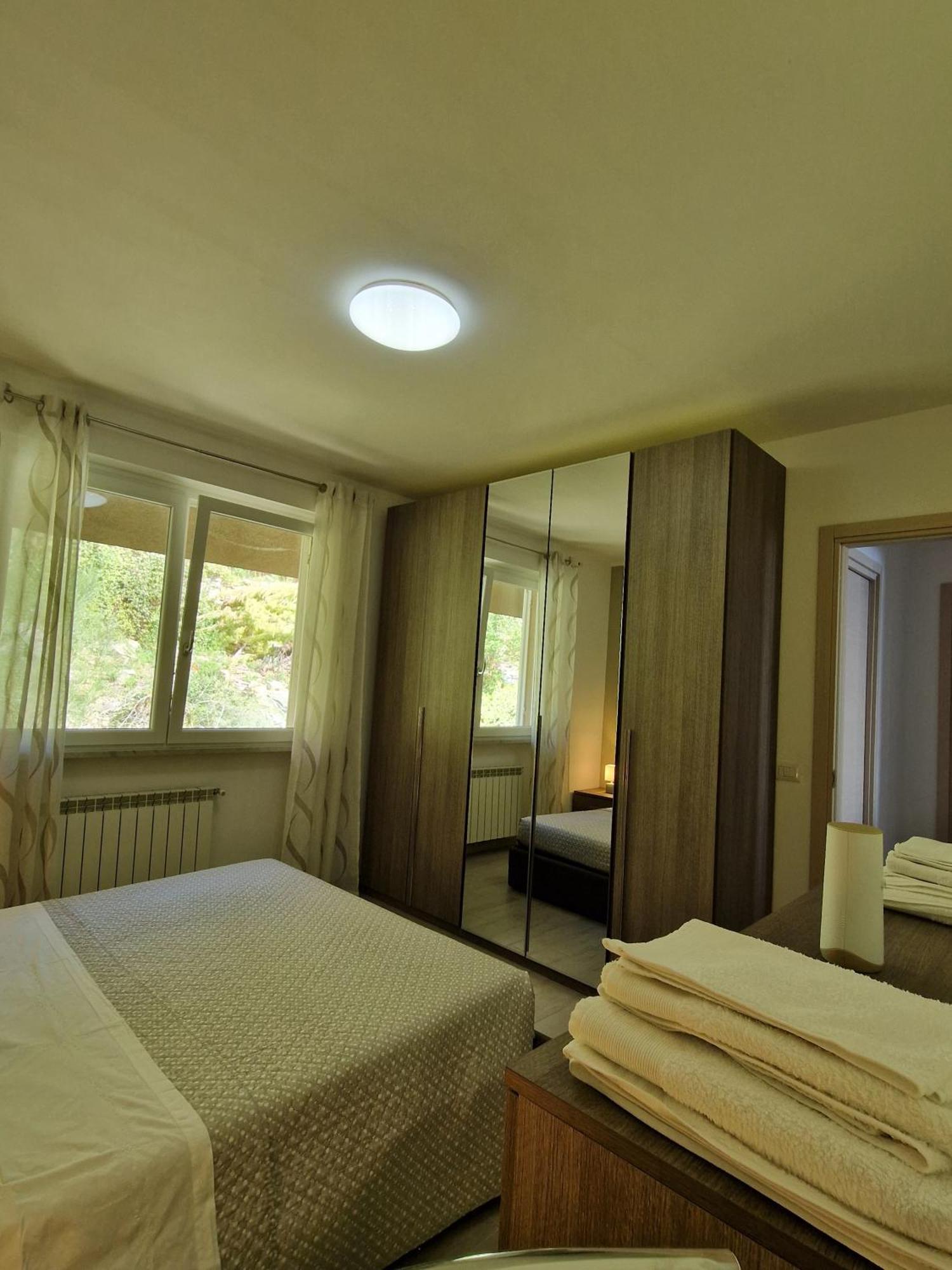 Appartement La Finestra Sul Golfo à Ospedaletti Extérieur photo